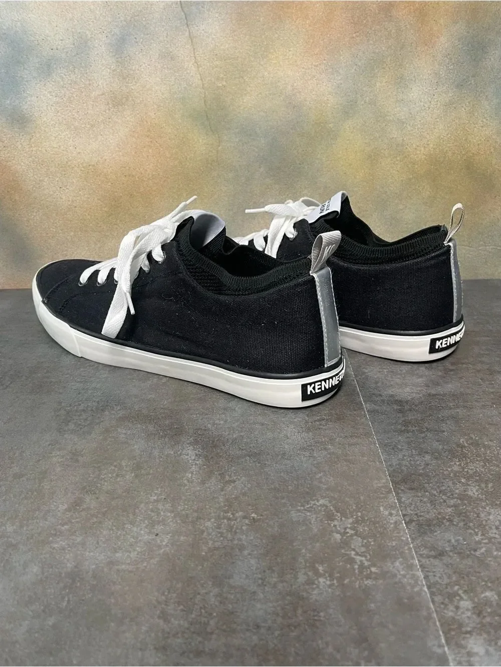 Kenneth Cole The Run Black Canvas Men’s Sneakers Size 10 Medium